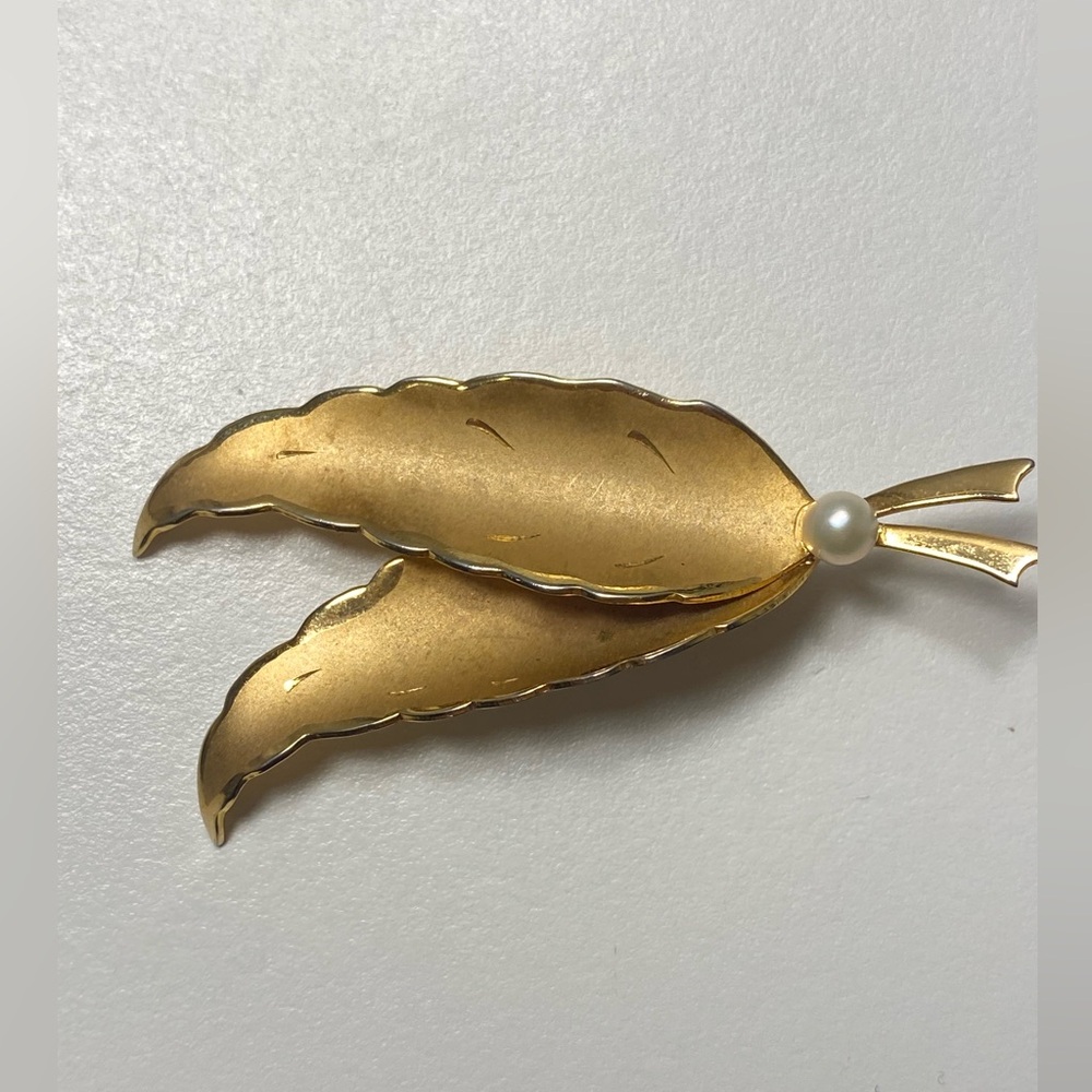 Vintage Signed Ekelund MCM 12k Gold-Filled Leaf Brooch with Faux Pearl Accent